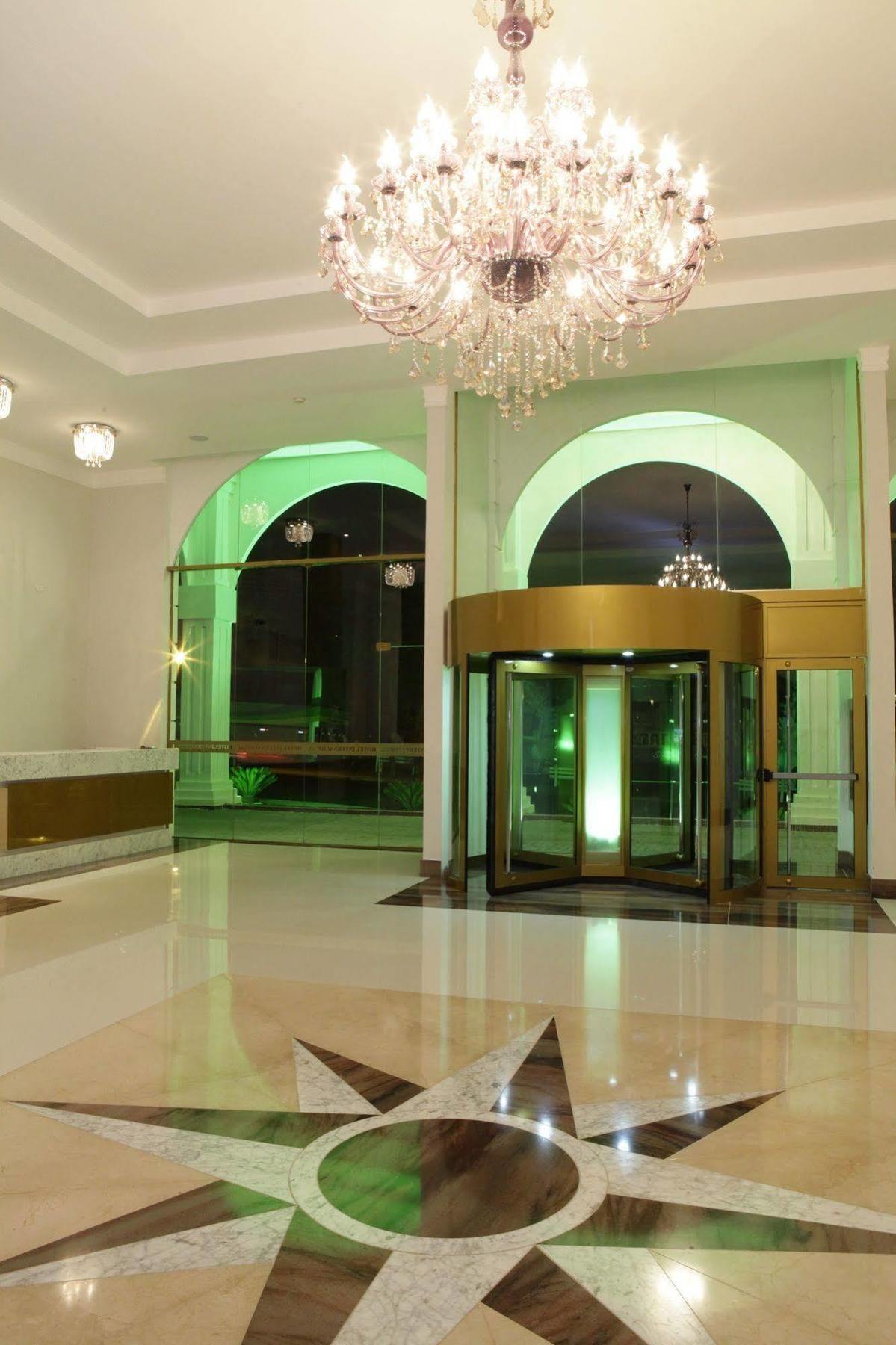 Voa Hotel Internacional مارينجا المظهر الخارجي الصورة